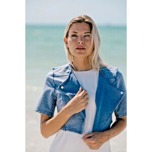 NEW Aleeza Paris Naomi Blue Denim Stretchy Cropped Jacket XL - $108